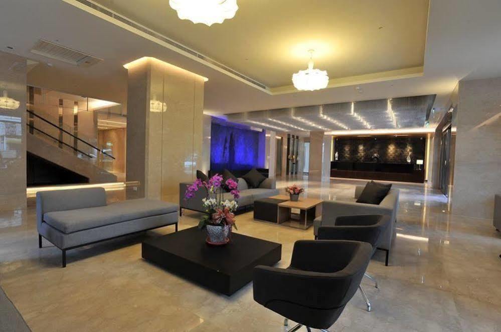 Hiyeshotel勤天商旅-花蓮館 Хуалянь Екстер'єр фото
